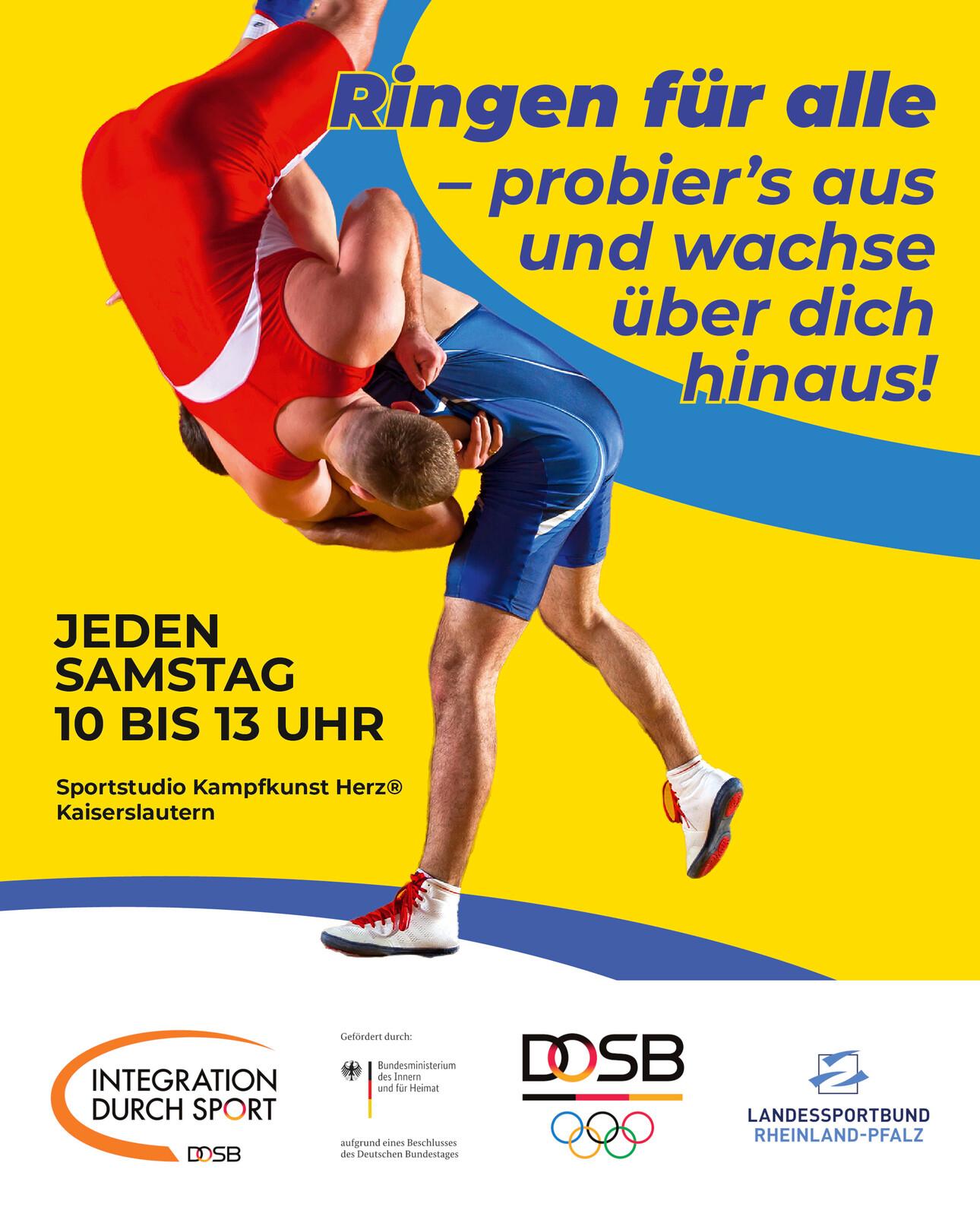 Zwei Ringer in Wettkampfbekleidung k&auml;mpfen auf einer gelben Fl&auml;che, umgeben von Informationen zu Ringen f&uuml;r alle.